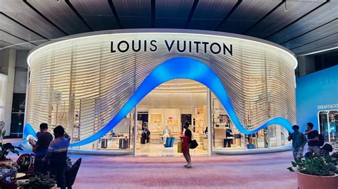 louis vuitton changi airport contact number